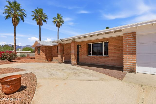 1156 N Belvedere Avenue, Tucson, AZ 85712