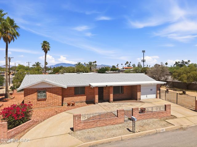 1156 N Belvedere Avenue, Tucson, AZ 85712