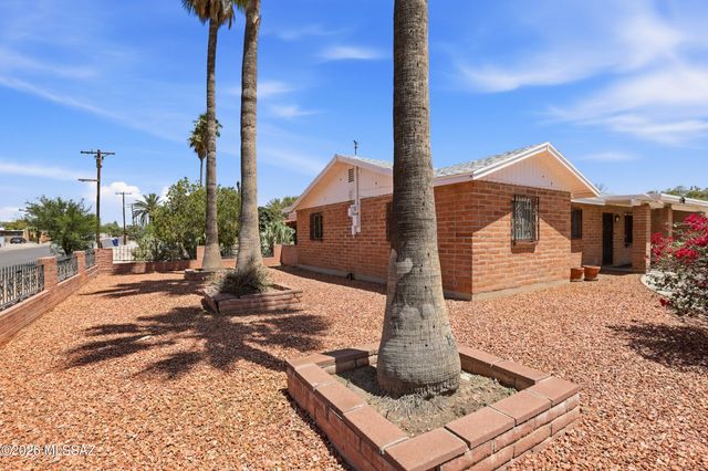 1156 N Belvedere Avenue, Tucson, AZ 85712