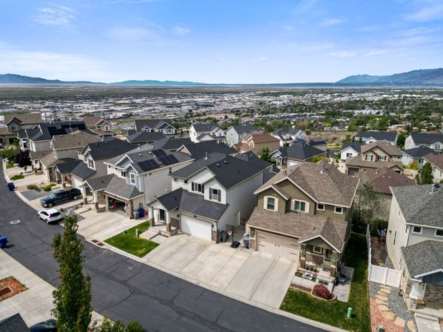 203 E RIDGELINE WAY, North Salt Lake, UT 84054