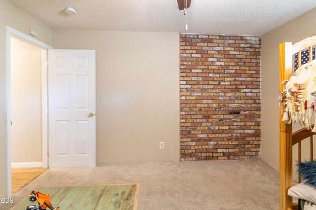 720 NW Morgan Lane, Grants Pass, OR 97526