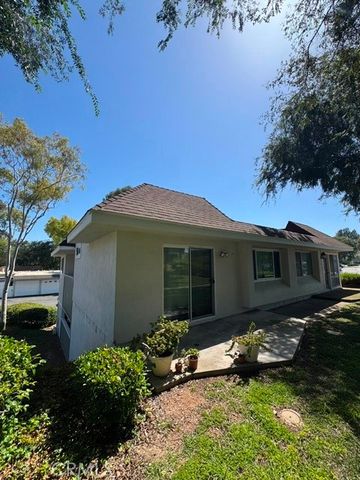 22275 Caminito Tecate, Laguna Hills, CA 92653