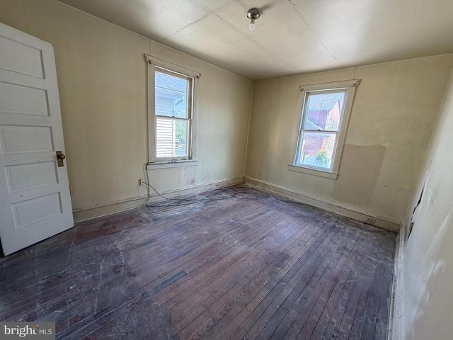 1316 MCCAY AVE, Upper Chichester, PA 19061