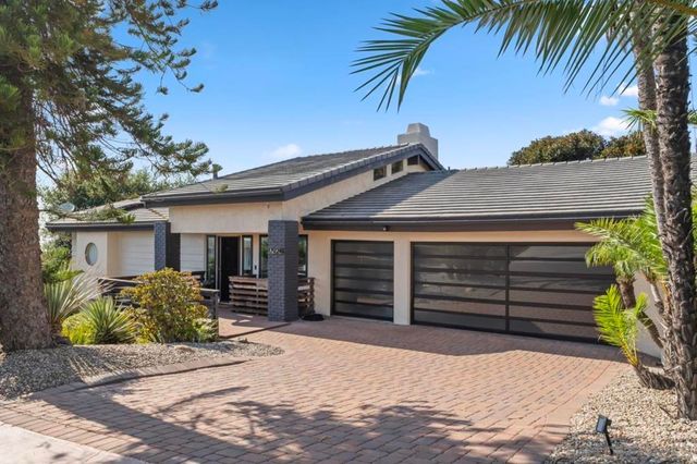 17924 Saint Andrews Dr, Poway, CA 92064