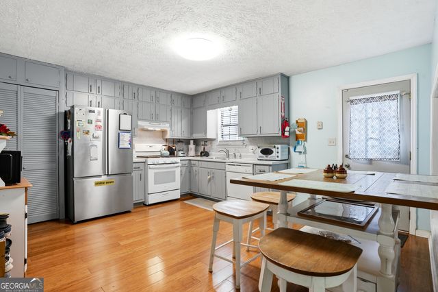 2932 Old South Drive, Jonesboro, GA 30236