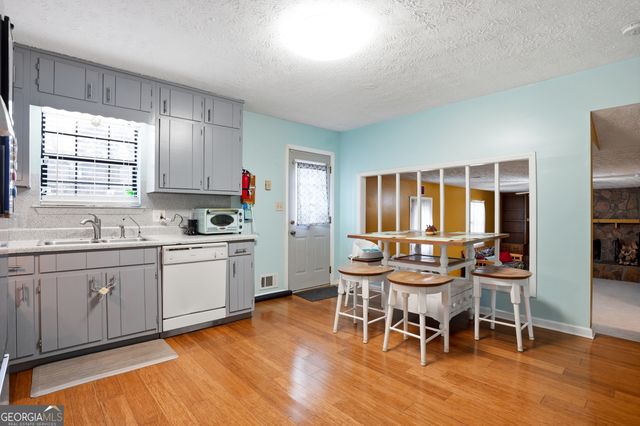 2932 Old South Drive, Jonesboro, GA 30236