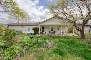 219 Davis Rd, Lafollette, TN 37766