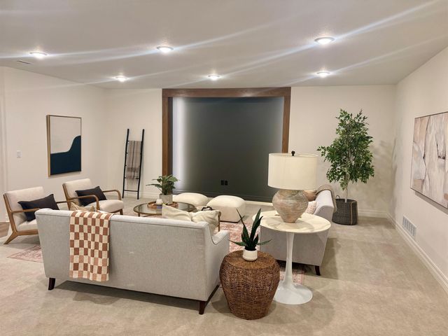 3346 N Bedford Ct, Wichita, KS 67226