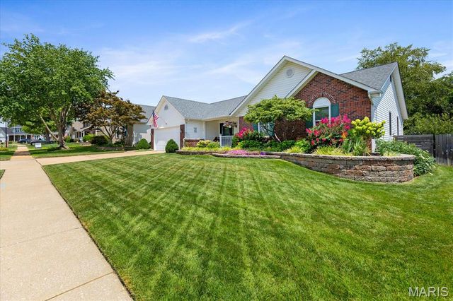 2110 Autumn Wood Drive, St Charles, MO 63303