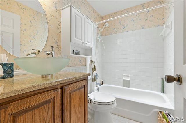 2110 Autumn Wood Drive, St Charles, MO 63303