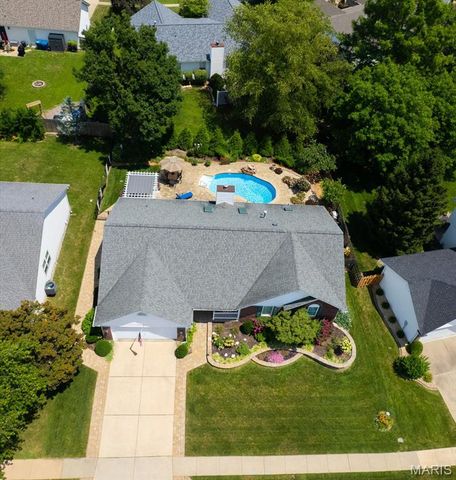 2110 Autumn Wood Drive, St Charles, MO 63303