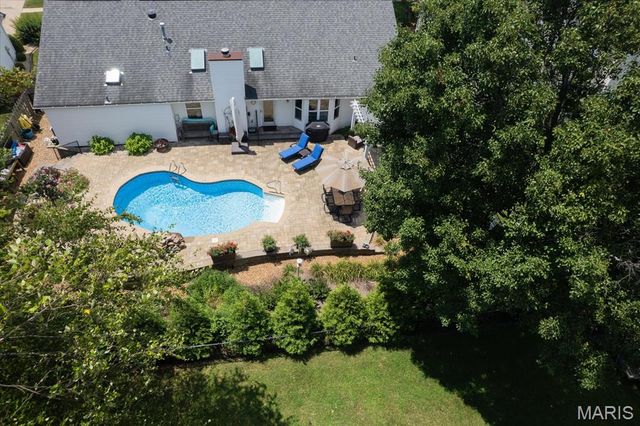 2110 Autumn Wood Drive, St Charles, MO 63303