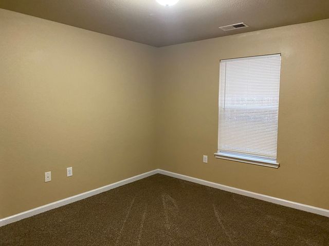 2119 Ringgold Ct Apt 201, Clarksville, TN 37042