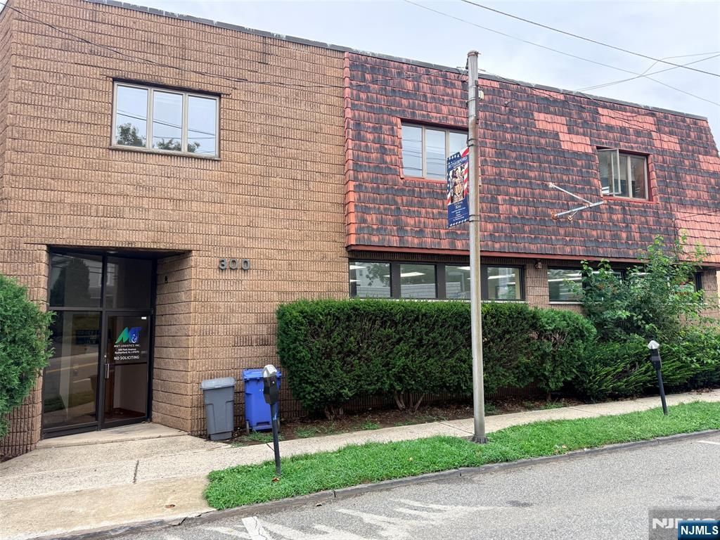 300 Park Avenue 3, Rutherford, NJ 07070