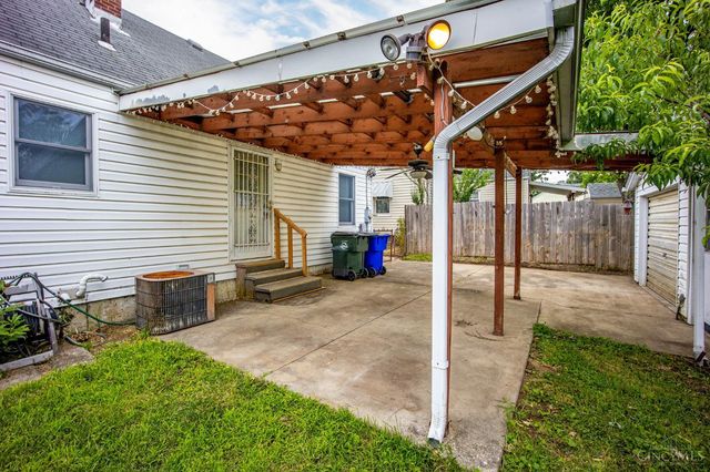 56 Linda Lane, Hamilton, OH 45011