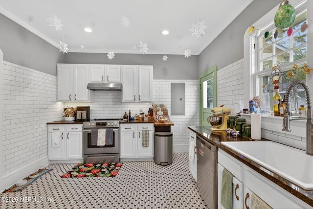 3536 COLLEGE Place, Jacksonville, FL 32205