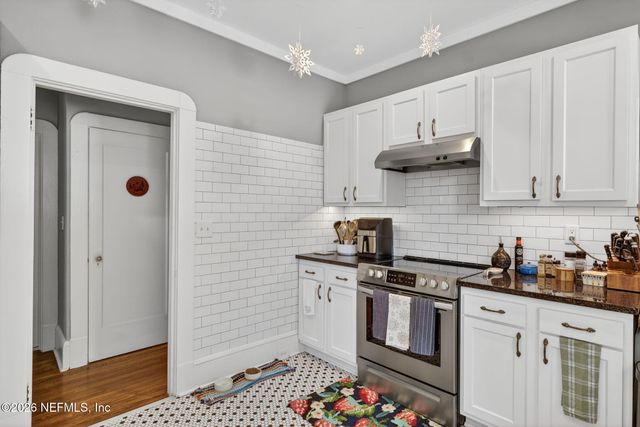 3536 COLLEGE Place, Jacksonville, FL 32205