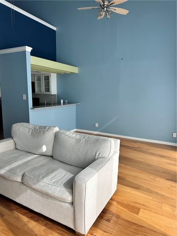 3402 Ocean Dr 4, Corpus Christi, TX 78411
