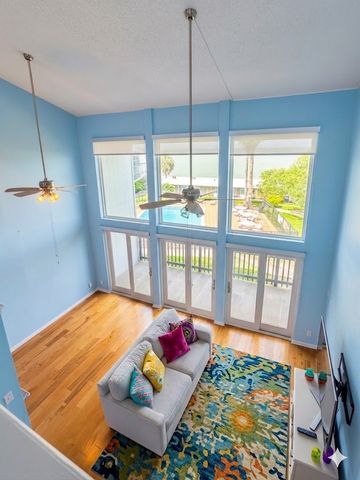 3402 Ocean Dr 4, Corpus Christi, TX 78411