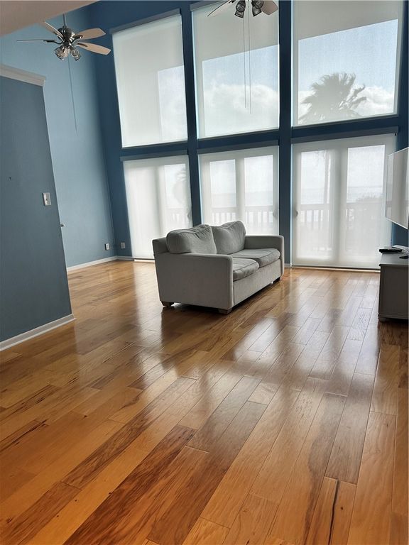 3402 Ocean Dr 4, Corpus Christi, TX 78411 — photo 5