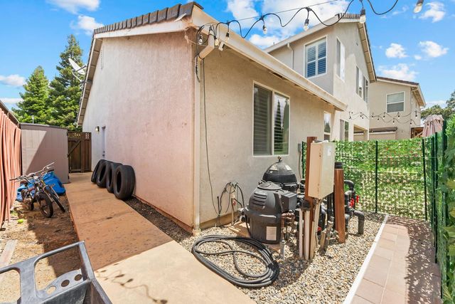 4716 Brabant Way, Elk Grove, CA 95757