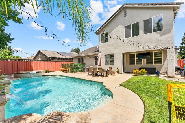4716 Brabant Way, Elk Grove, CA 95757