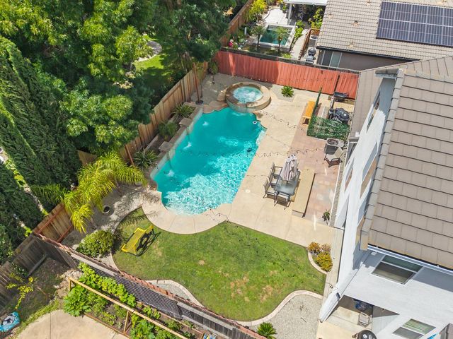 4716 Brabant Way, Elk Grove, CA 95757