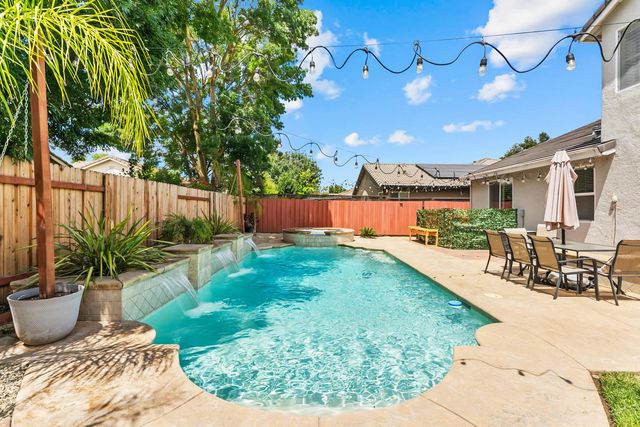 4716 Brabant Way, Elk Grove, CA 95757