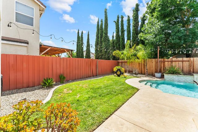 4716 Brabant Way, Elk Grove, CA 95757