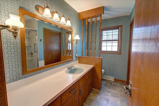 2780 Marledge Street, Fitchburg, WI 53711