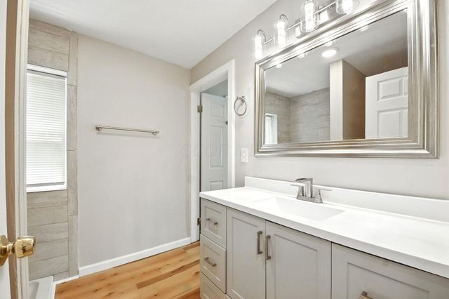 87 N Warren Avenue, Columbus, OH 43204