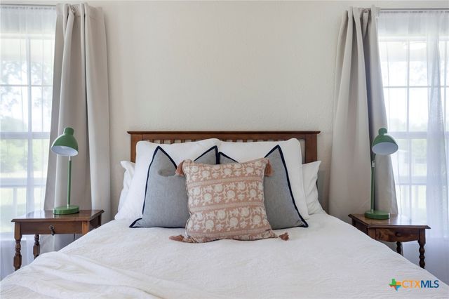 2002 E Young Avenue, Temple, TX 76501