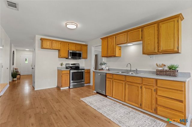 2002 E Young Avenue, Temple, TX 76501