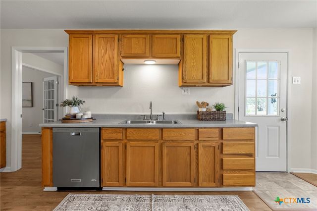 2002 E Young Avenue, Temple, TX 76501