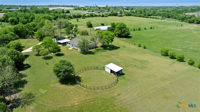 2002 E Young Avenue, Temple, TX 76501