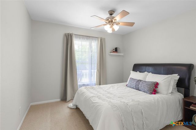 2002 E Young Avenue, Temple, TX 76501