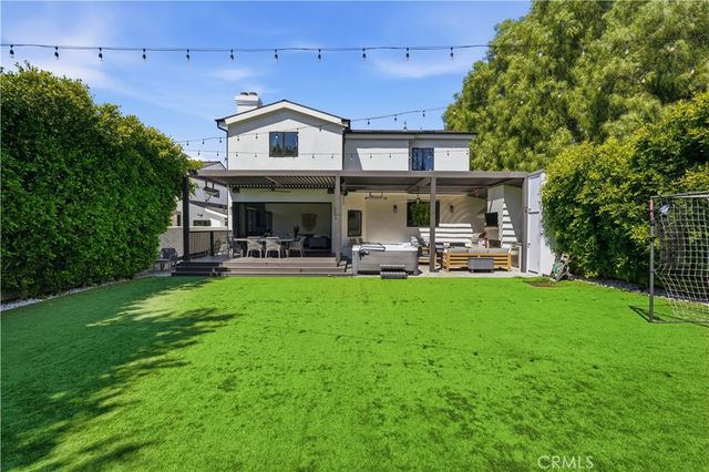 1852 6th, Manhattan Beach, CA 90266