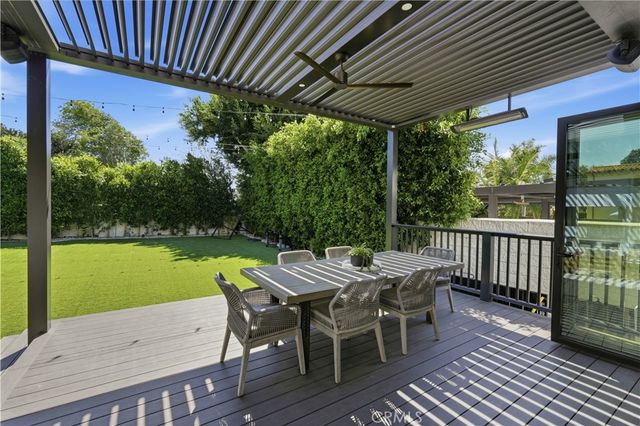 1852 6th, Manhattan Beach, CA 90266