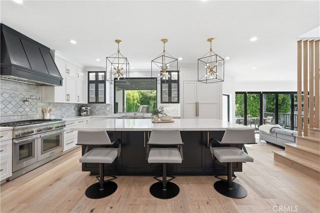 1852 6th, Manhattan Beach, CA 90266