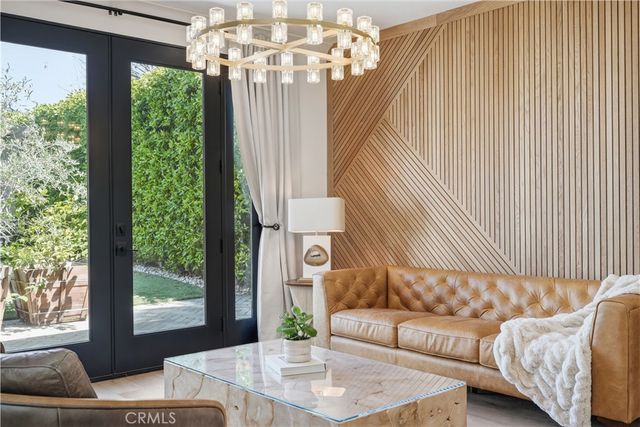 1852 6th, Manhattan Beach, CA 90266