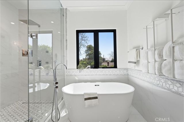 1852 6th, Manhattan Beach, CA 90266