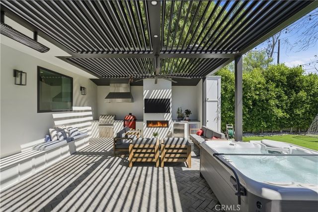 1852 6th, Manhattan Beach, CA 90266