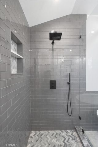 1852 6th, Manhattan Beach, CA 90266