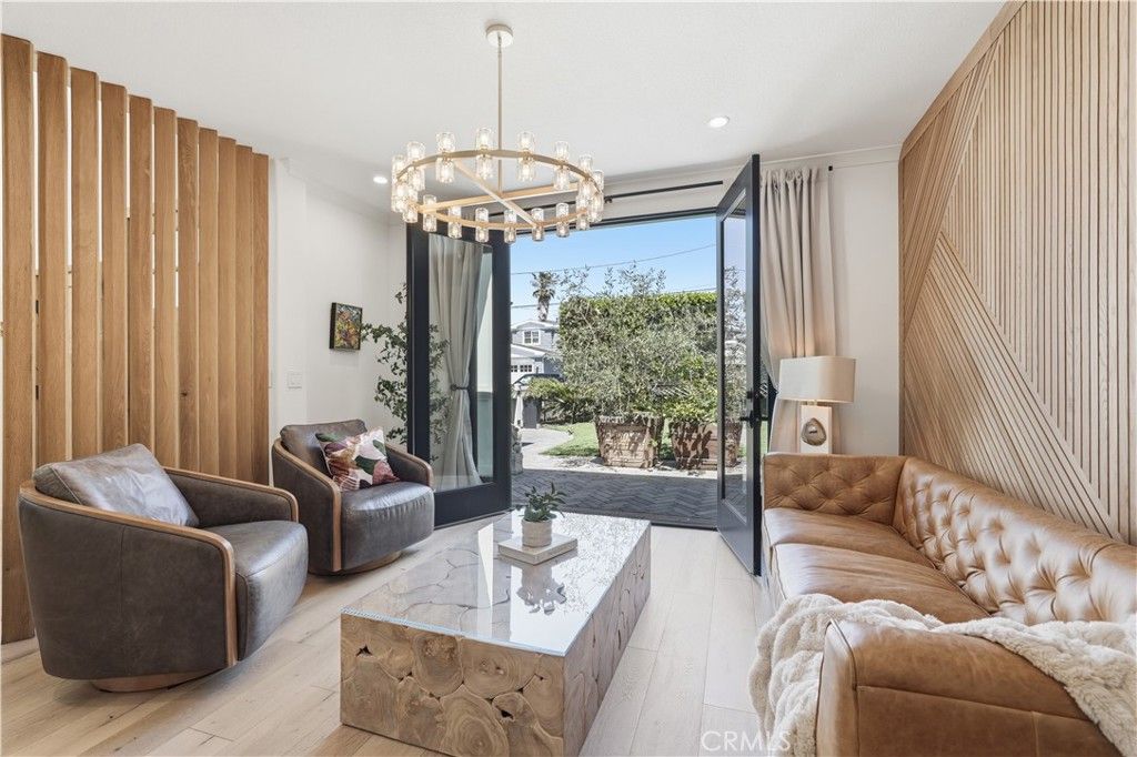 1852 6th, Manhattan Beach, CA 90266