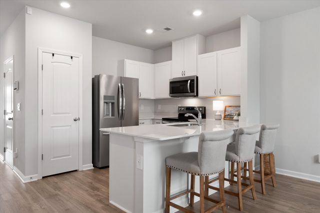 250 Redhead Ln, Lebanon, TN 37090