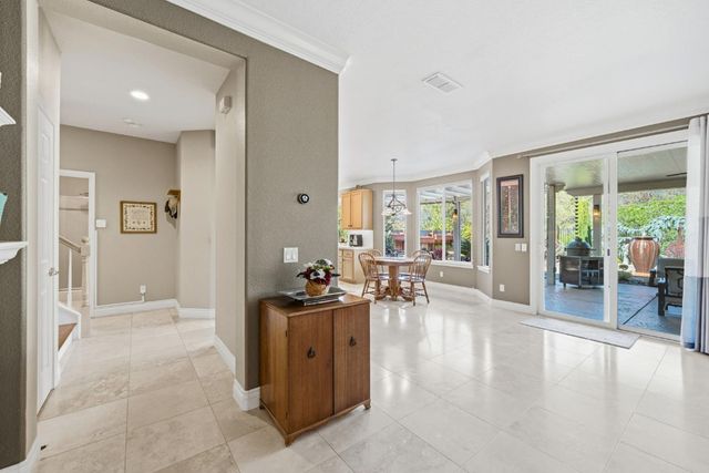 319 Stagestop Ct, El Dorado Hills, CA 95762