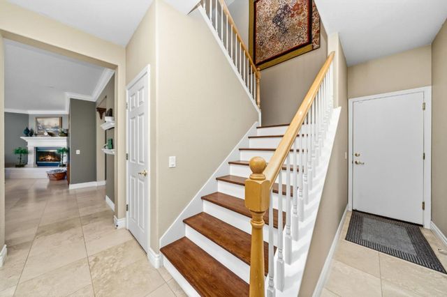 319 Stagestop Ct, El Dorado Hills, CA 95762