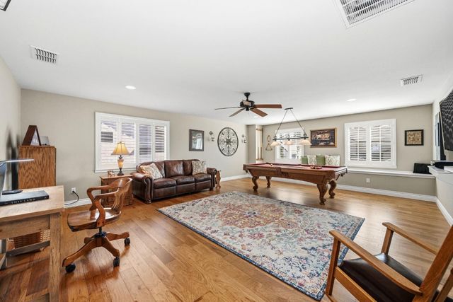 319 Stagestop Ct, El Dorado Hills, CA 95762