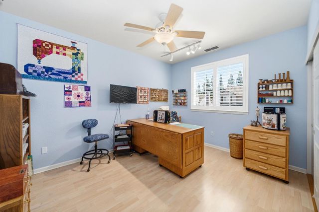 319 Stagestop Ct, El Dorado Hills, CA 95762