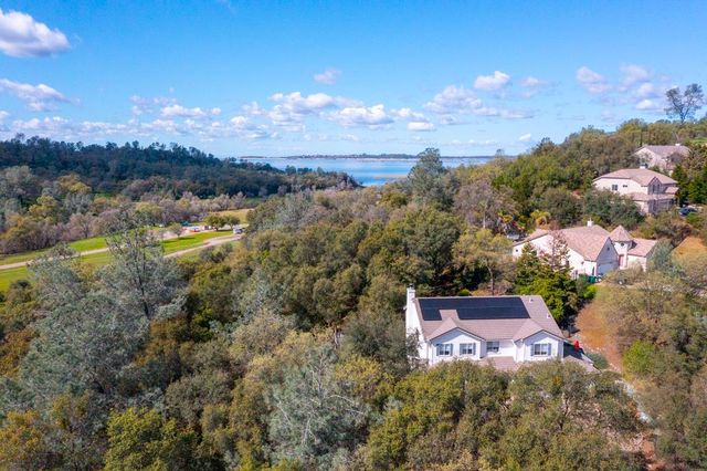 319 Stagestop Ct, El Dorado Hills, CA 95762